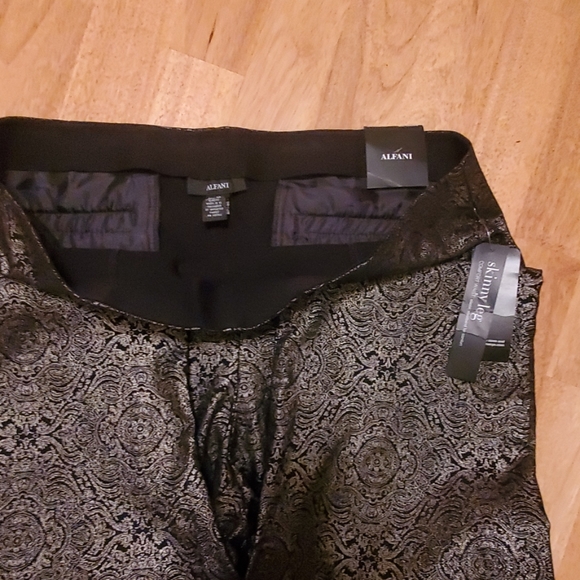 NWT Alfani Womens Black Paisley Skinny Pants - Picture 5 of 5